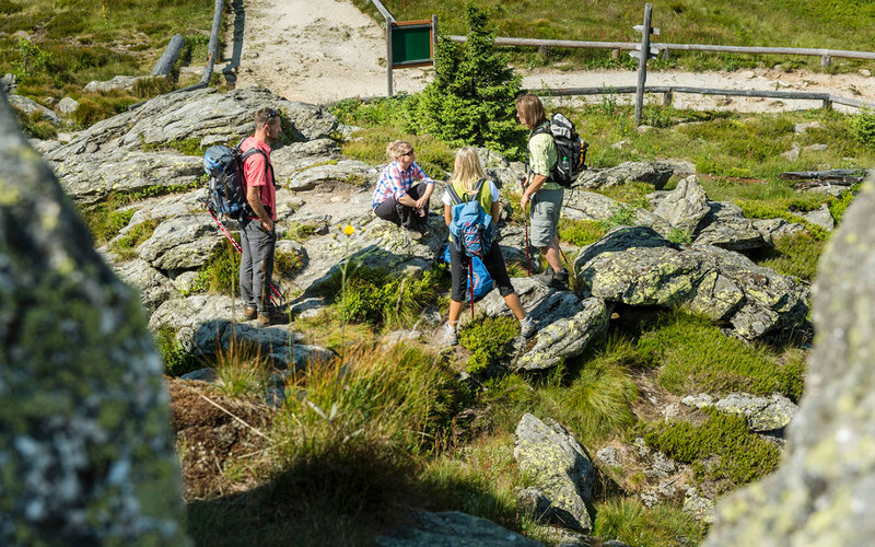 Kurze Rast vor dem Aufstieg auf den Großen Arber