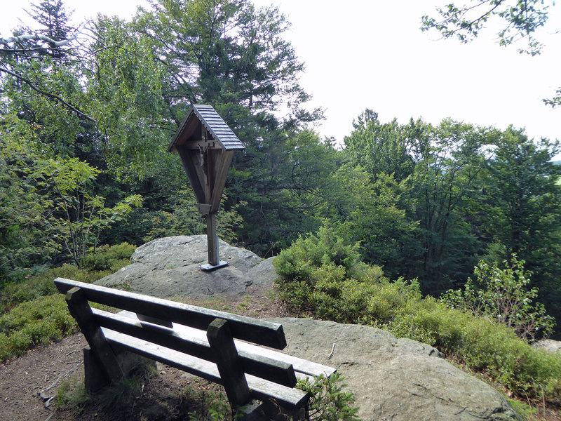 Rastbank mit wunderbarem Blick am Saustein
