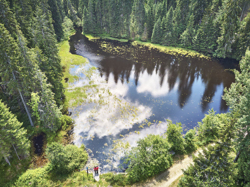 Auf der Dreiländereck-Runde wandert man an der Kreuzbachklause inmitten einzigartiger Natur entlang